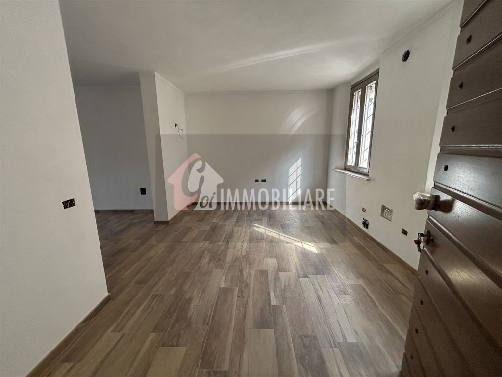 Elegante Trilocale Piano Terra con cortile Privato